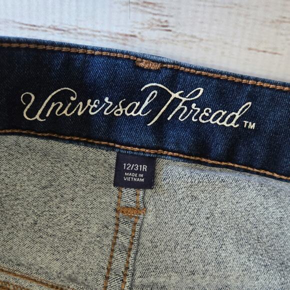 Universal Threads Dark Wash Skinny Jeans sz 12/31R - Picture 4 of 6
